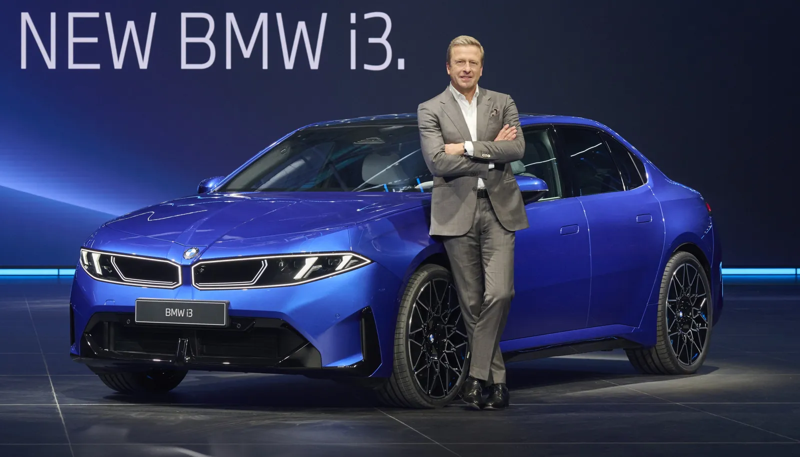 La BMW accelera con la pre-vendita della BMW i3. Le ordinazioni possono essere effettuate a partire da oggi, giovedì 18 giugno.