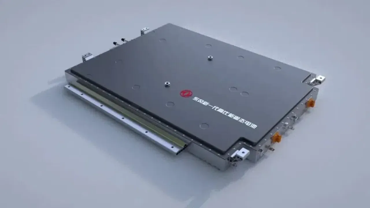 Dongfeng vuole produrre batterie a stato solido già tra pochi mesi. Densità energetica di 0,35 kWh/kg, abbastanza-abbastanza