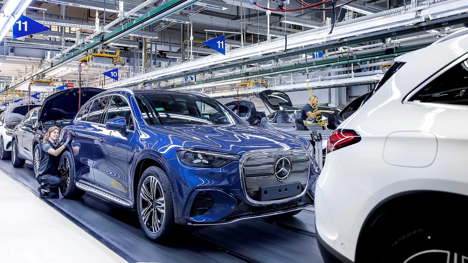 Mercedes GLC elettrico con problemi. Solo 3.300 unità vendute rispetto ai 32.000 esemplari del GLC a combustione interna