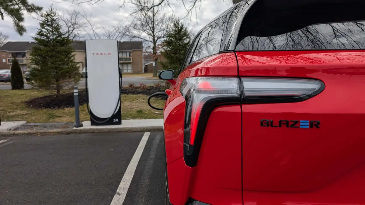 Hybrids And Gas Cars Don't Make People As Happy As EVs Do: Study
