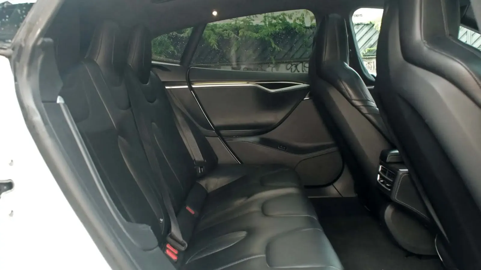 2015 Tesla Model S P85D