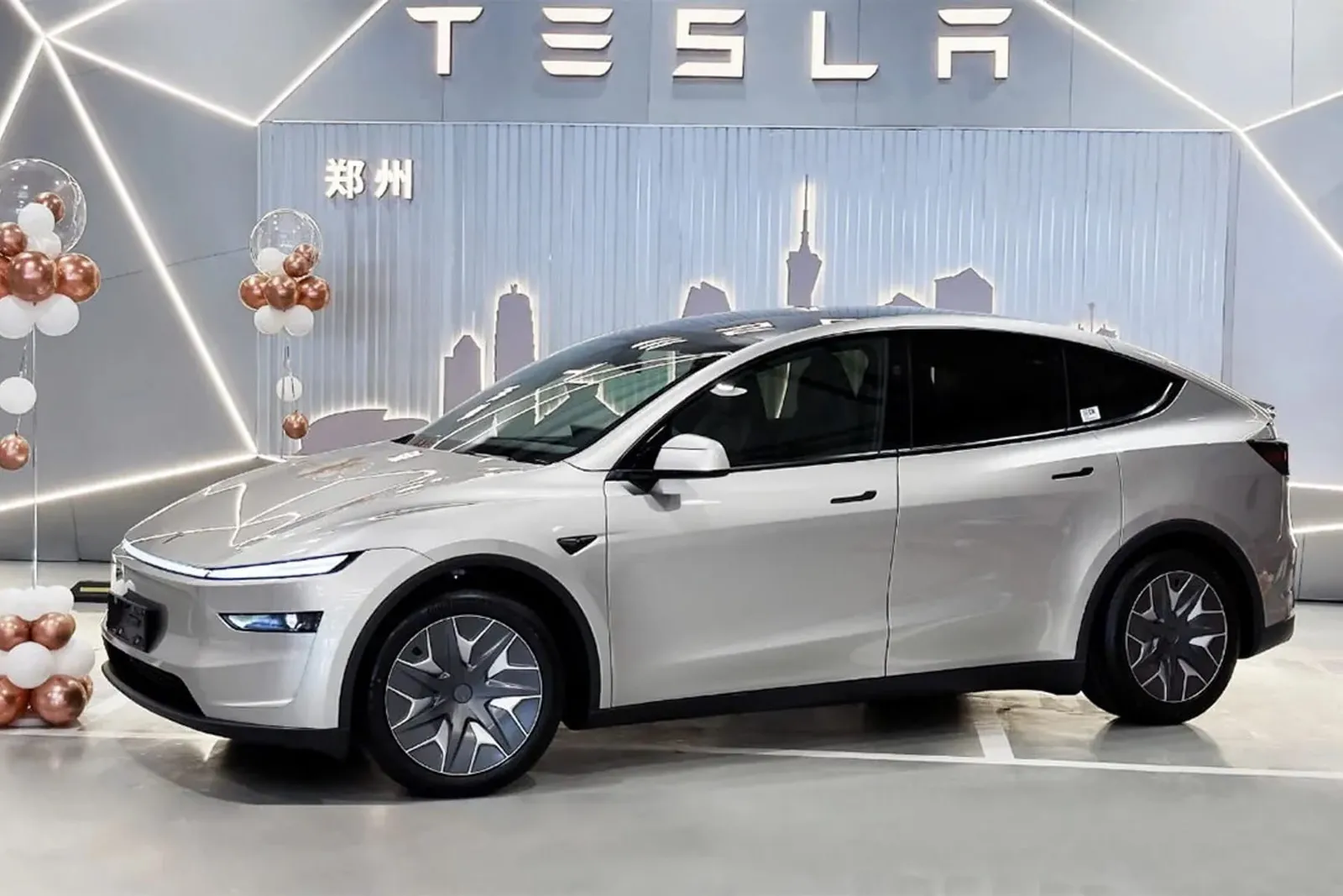 Musk denies report of Tesla China spin-off
