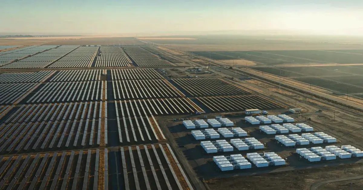 Tesla buys 90% of a 509 MW Arizona solar and storage project