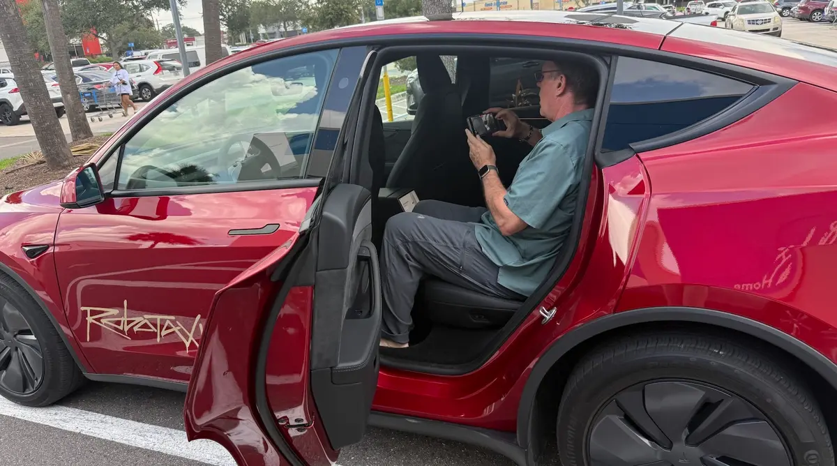Tesla Robotaxi & Waymo Both Expanding Into Tampa, Florida!