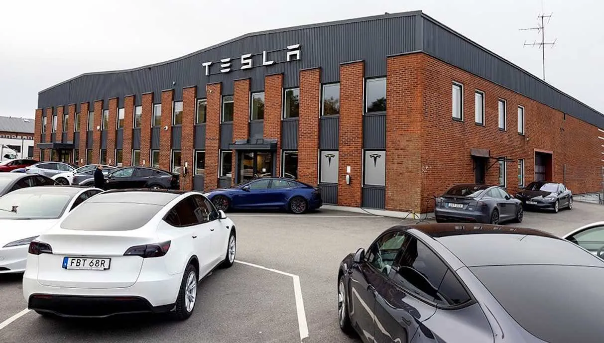 Attualità: Il sindacato abbandona lo sciopero contro Tesla in Svezia dopo tre anni senza risultati