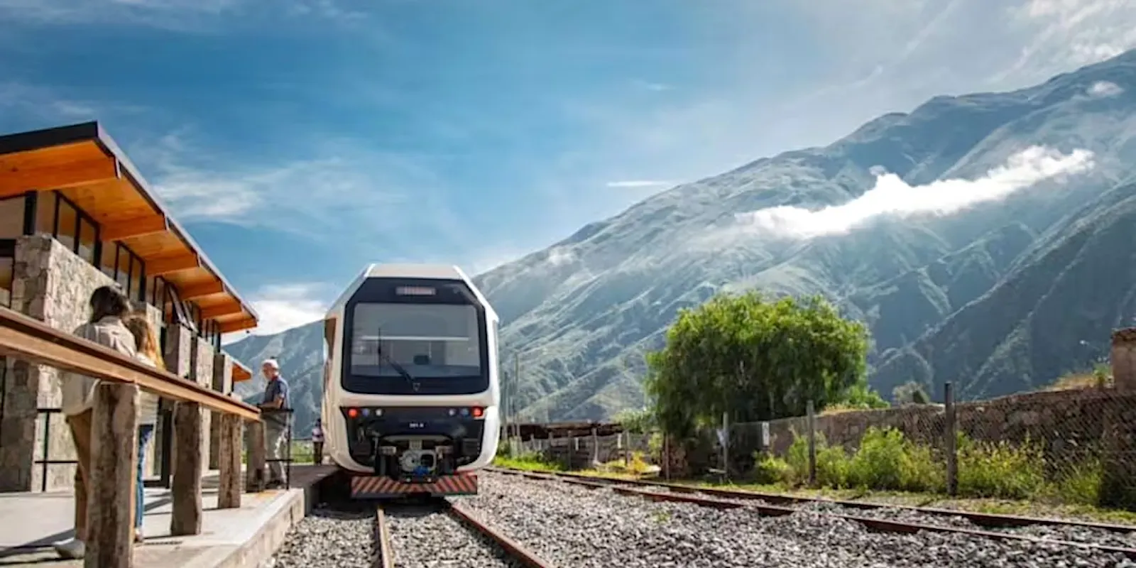 El tren solar de Argentina ofrece viajes sin emisiones en una antigua ruta comercial.