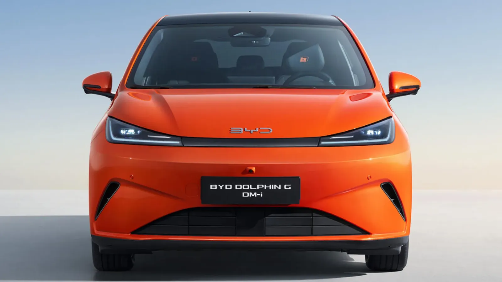 A BYD exportou 20 mil unidades do Dolphin em julho. O Dolphin G DM-i, modelo PHEV, é o responsável por esse resultado.