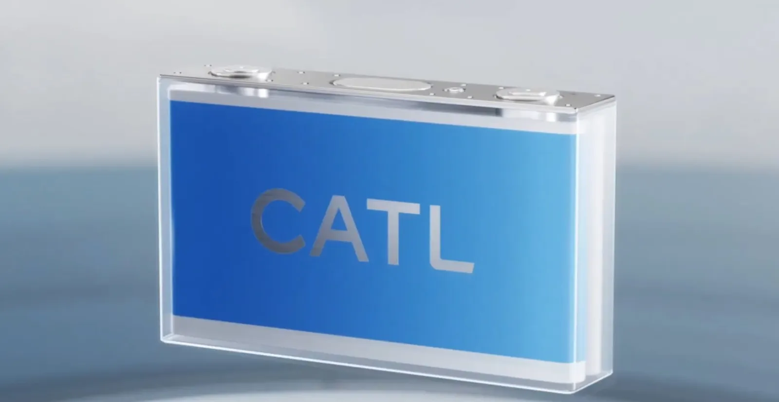 CATL vuole avviare entro il 2027 la produzione pilota di cellule a elettrolita solido. I progressi sono rapidi.