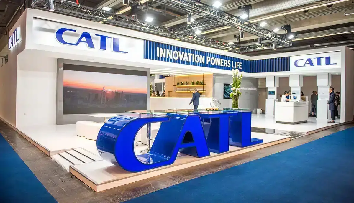 CATL und BYD planen Testproduktion von Festkörperakkus ab 2027