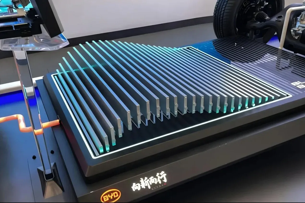 China hace que la condición de las baterías de los vehículos eléctricos sea más transparente.