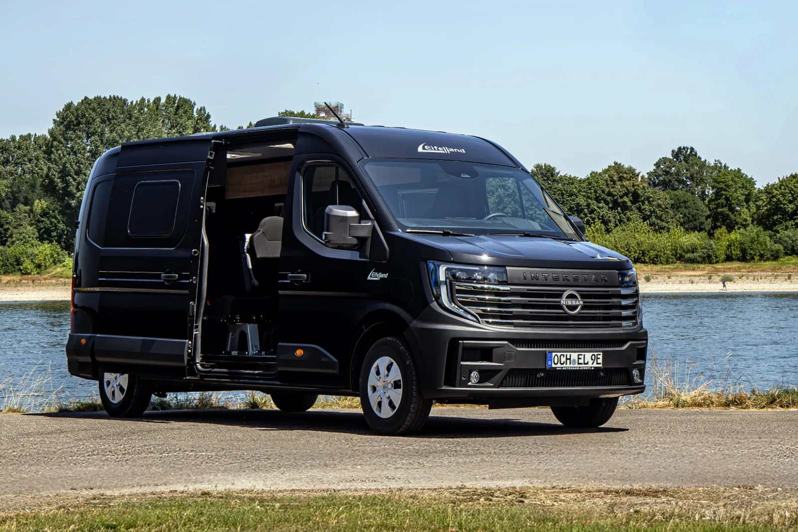 A Eiffelland apresenta a versão de camping do Nissan Interstar-e
