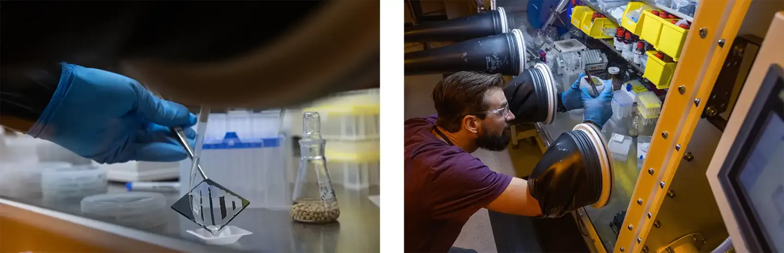 Uma mão enluvada usa uma seringa para dissolver uma fina camada; uma pessoa insere os braços em uma caixa.