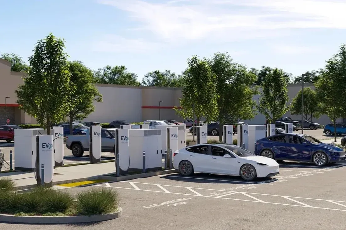 A EVgo está comprando carregadores Supercharger da Tesla