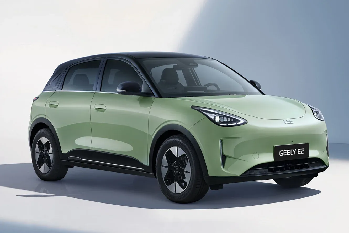 O Geely E2 chega à Alemanha a partir de 19.990 euros.