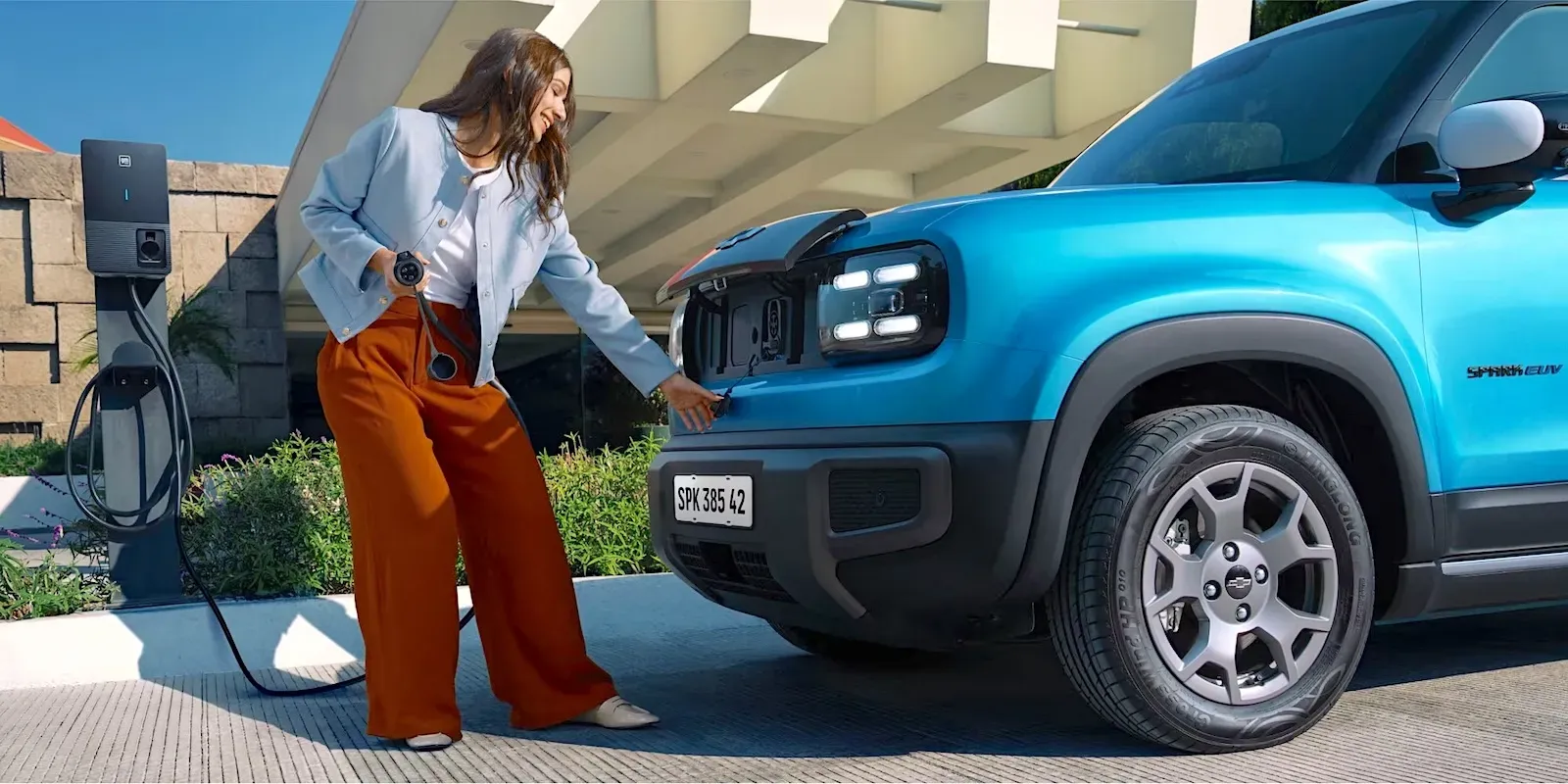 Chevrolet rozszerza sieć ładowania w swoich salonach w Peru