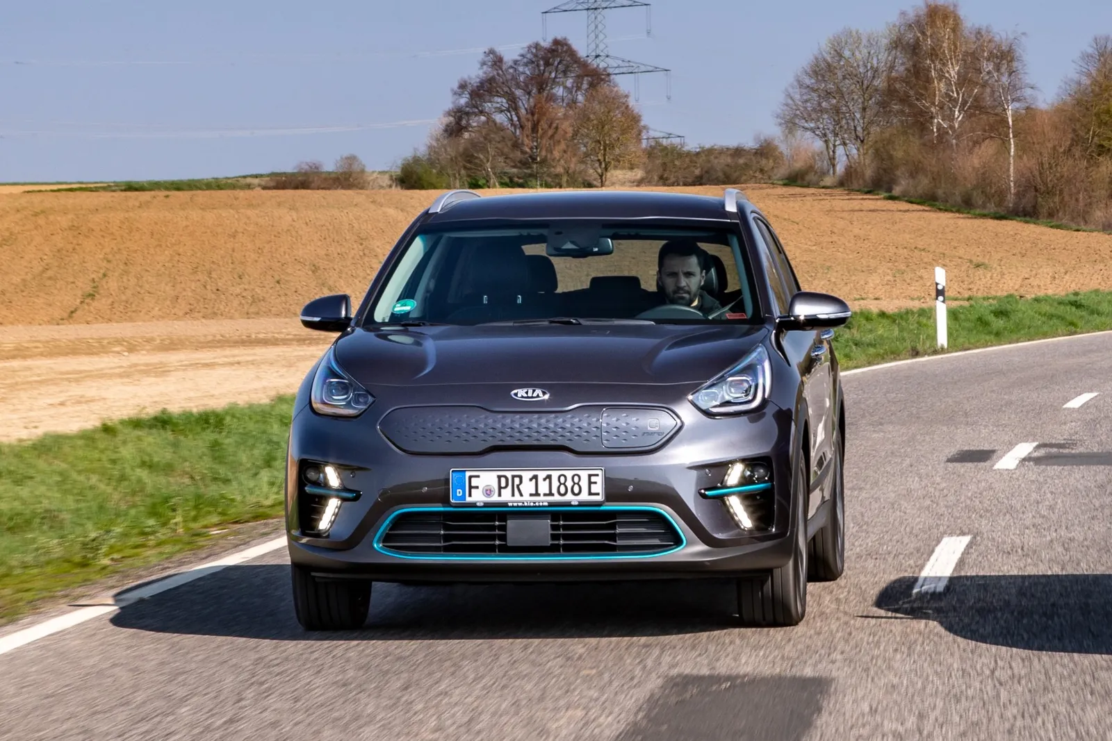 Kia faz recall do e-Niro de primeira geração devido a risco de incêndio