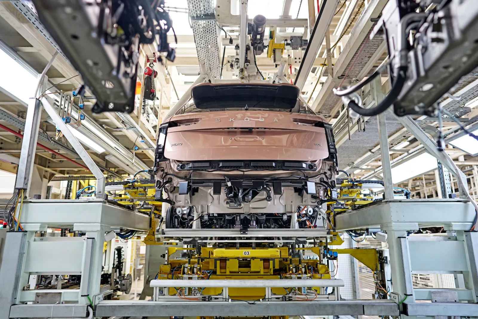 A Škoda inicia a produção em série do novo Peaq