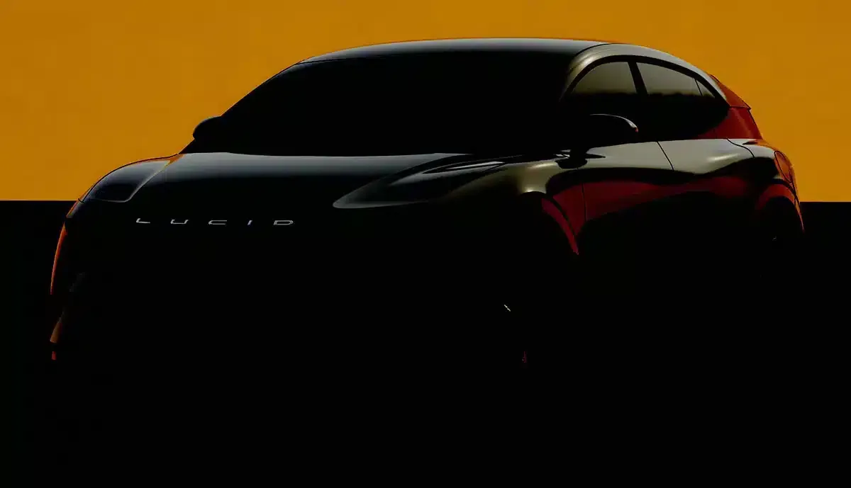 Il Lucid Cosmos dovrebbe offrire un raggio d’azione superiore a quello del Tesla Model Y
