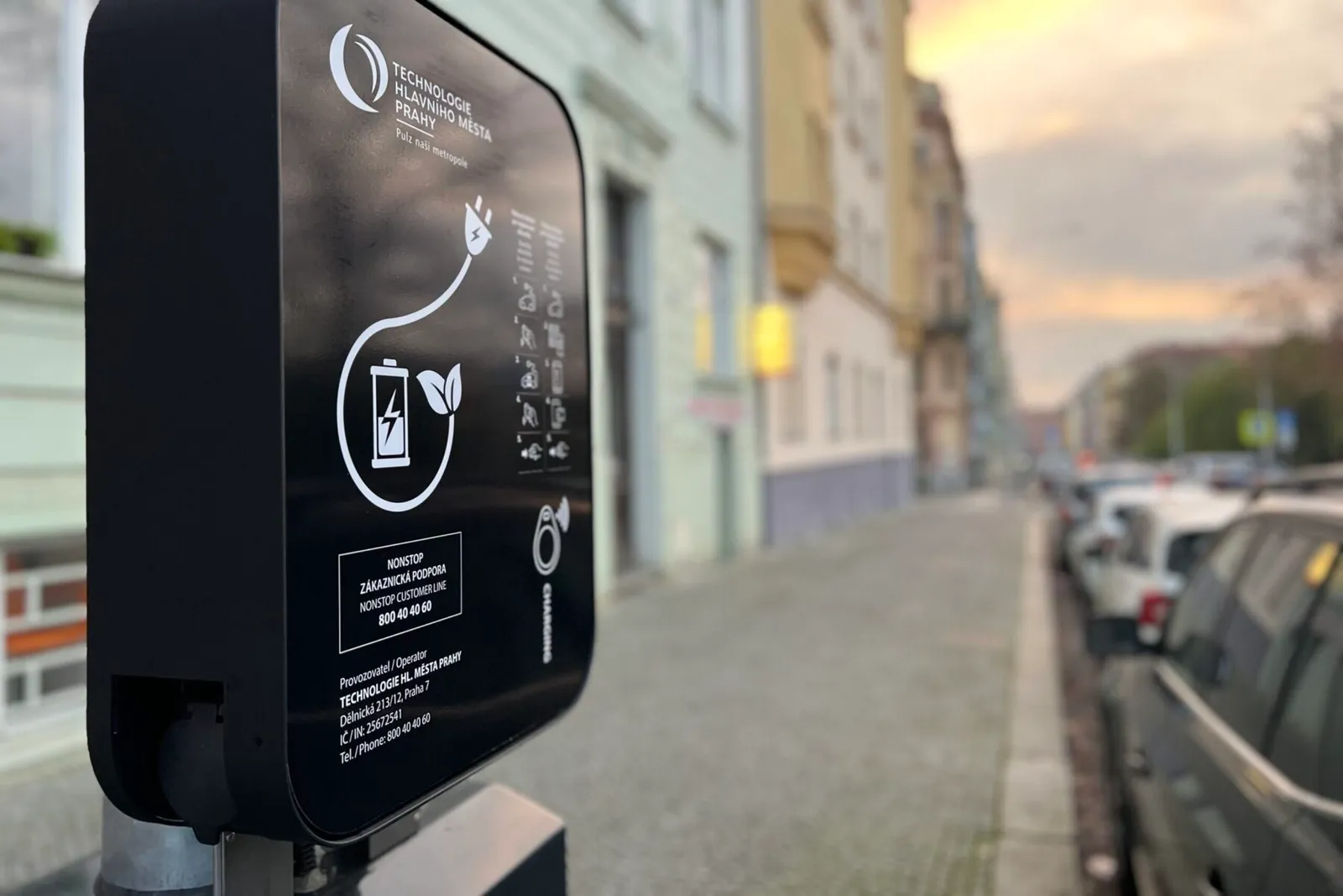 Prag verlängert das Projekt zur Ladeinfrastruktur für Straßenlaternen bis 2028.