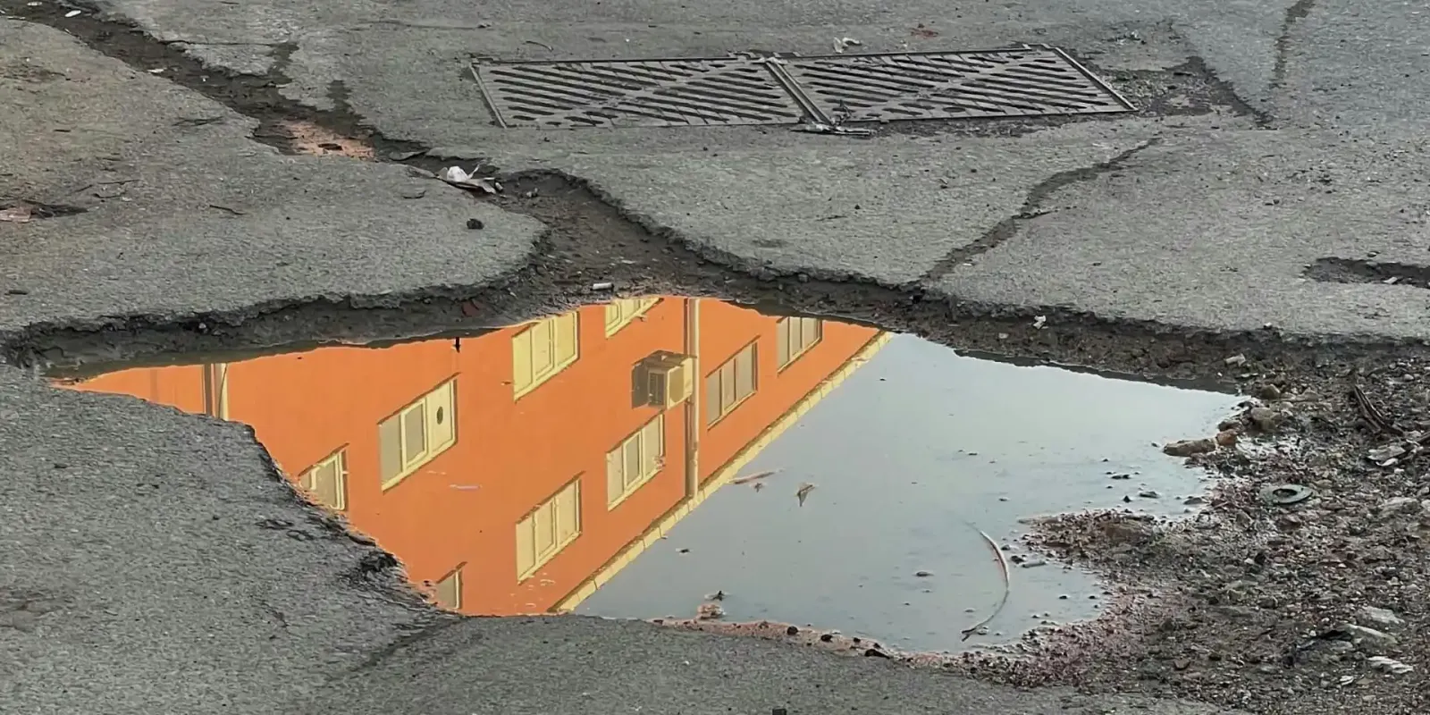 Tesla FSD can soon avoid potholes says Elon Musk, who said the same in 2019