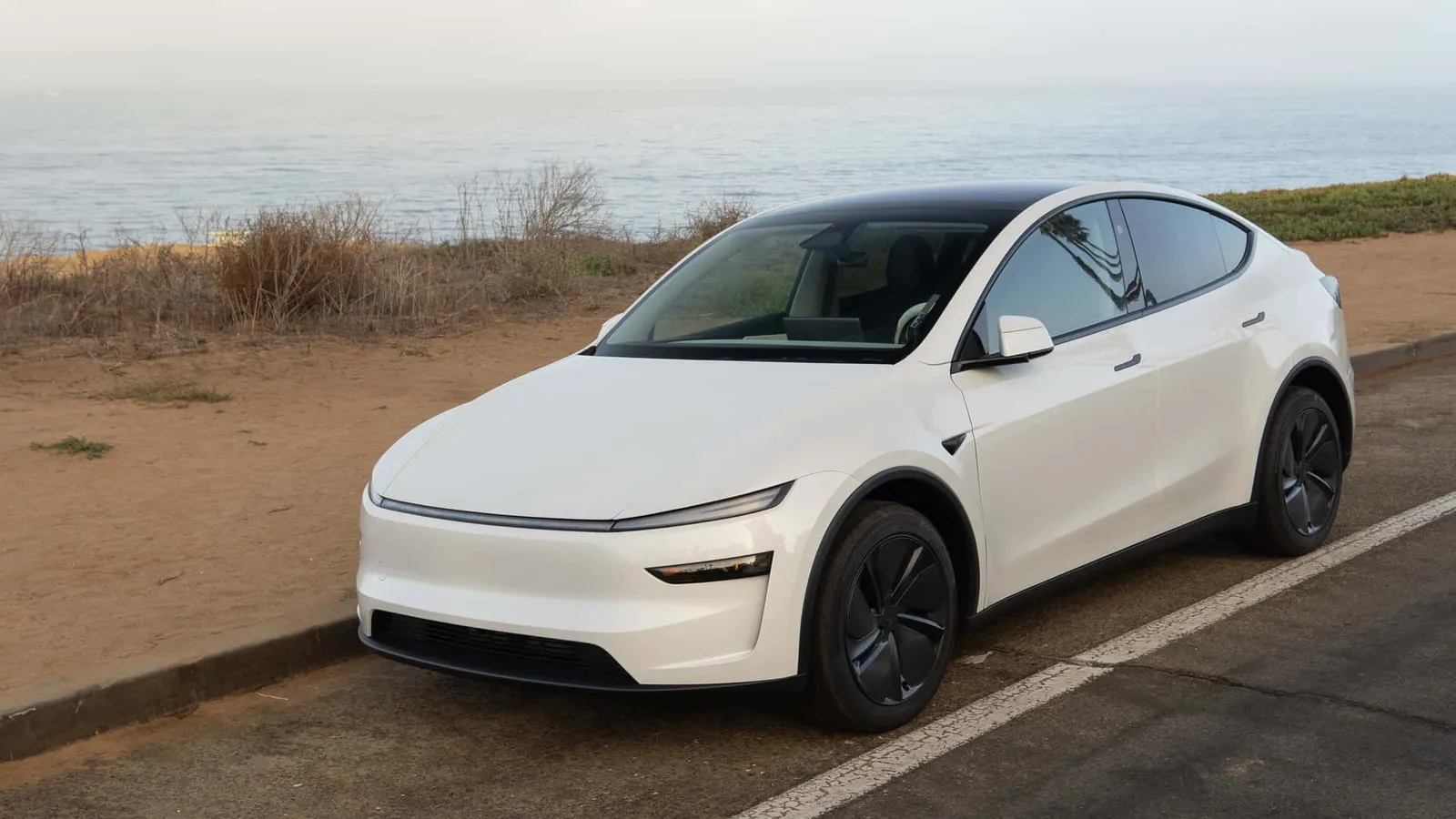 La Tesla Model Y di fascia media riceve una funzionalità che le auto elettriche Hyundai hanno da anni.