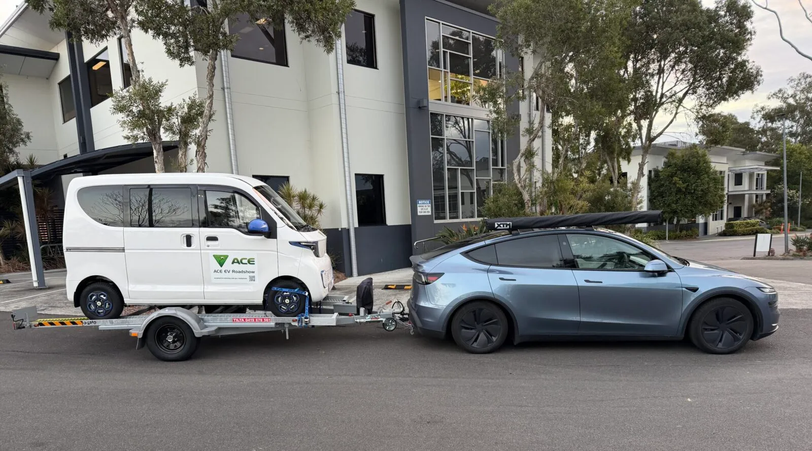 La tournée promozionale di Yewt & Minivan