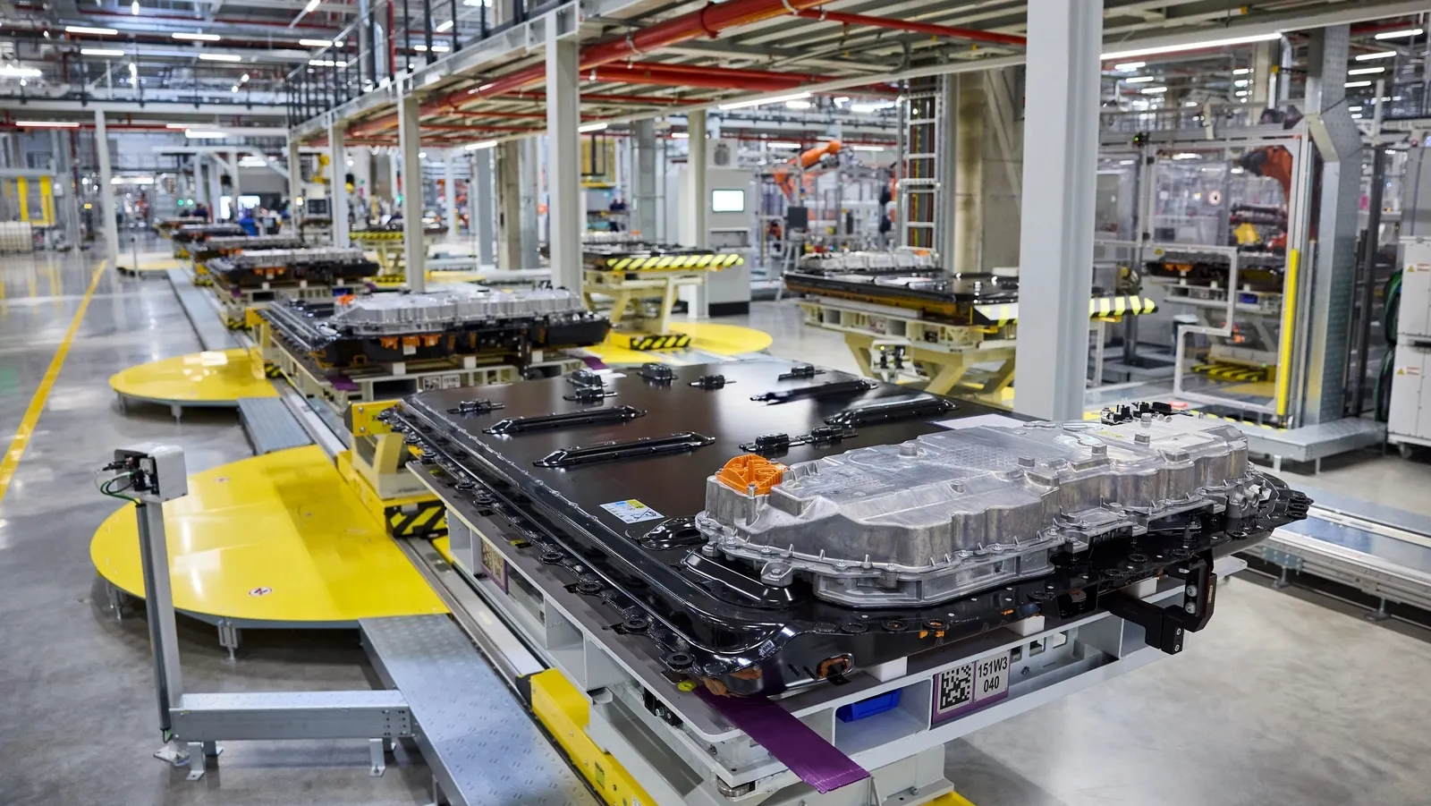 100 GWh de capacidade, suficiente para abastecer 60.000 carros elétricos por ano: a CATL coloca em operação sua fábrica húngara de baterias