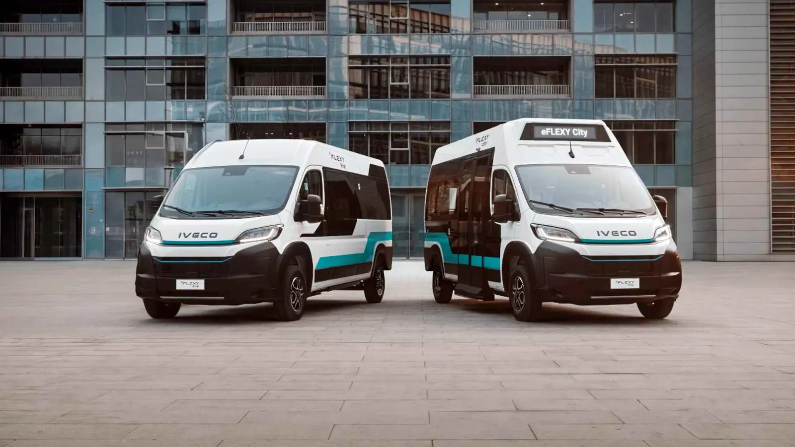 275 CV, 300 km de autonomia e até 17 passageiros: assim é o Iveco eFLEXY