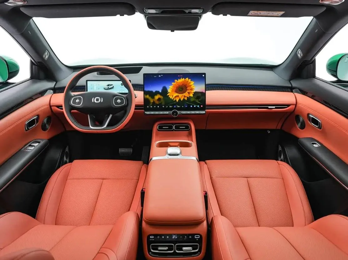 700 km di autonomia, ricarica rapida in 9 minuti e un prezzo di circa 19.000 euro: questo SUV di Changan vuole dominare il mercato