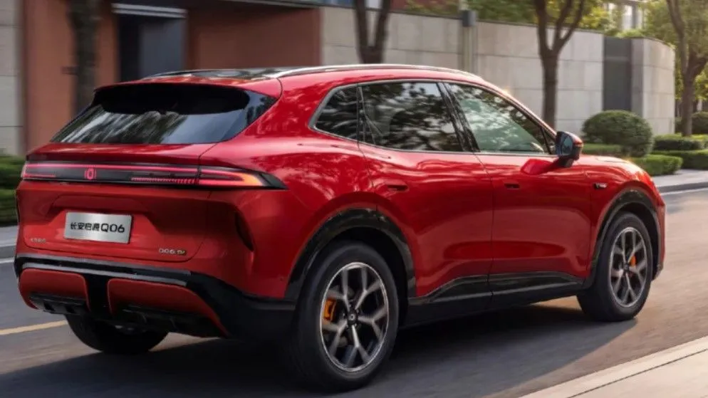 700 km de autonomia e carga de 800 V: Changan lança um best-seller que chegará à Europa