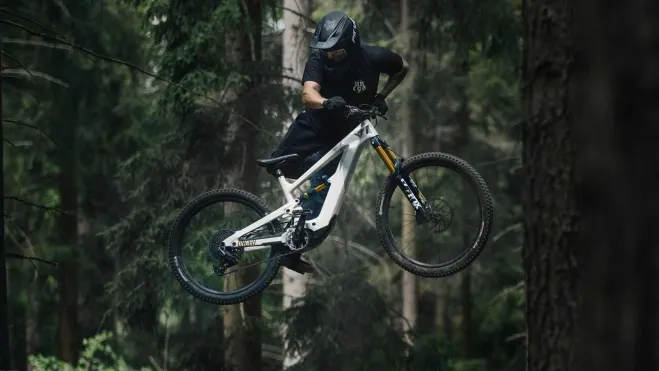 TheAllNewDecoy MX Header 25 01 1920x1920