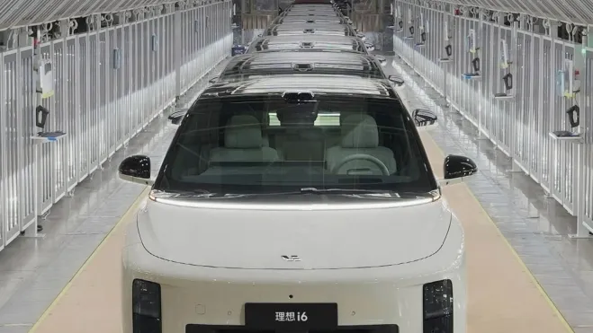 L’i6 è uno dei modelli più popolari di Li Auto e arriverà presto in Europa.
