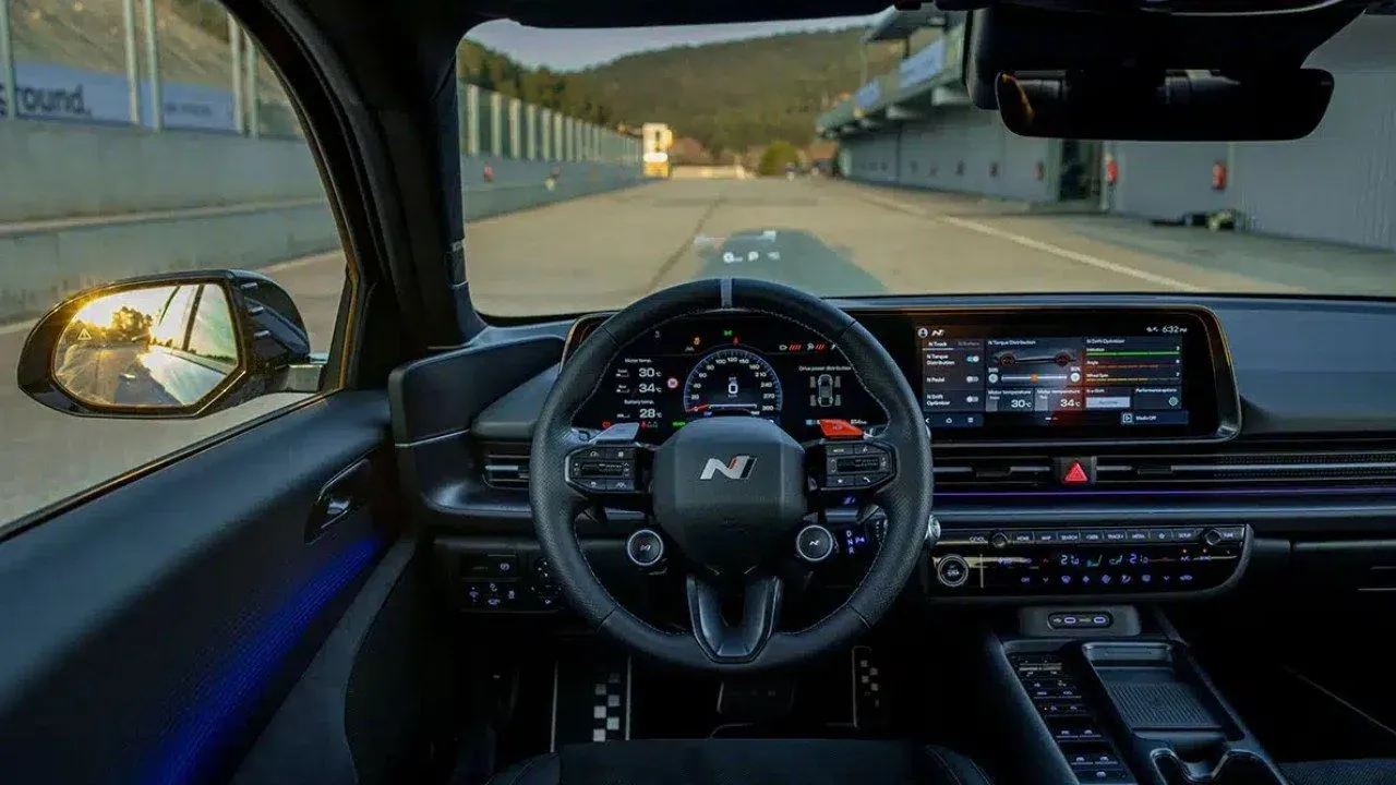 O Hyundai IONIQ 6 N, com 650 CV, revela seu primeiro preço: um sedã elétrico sem concorrentes