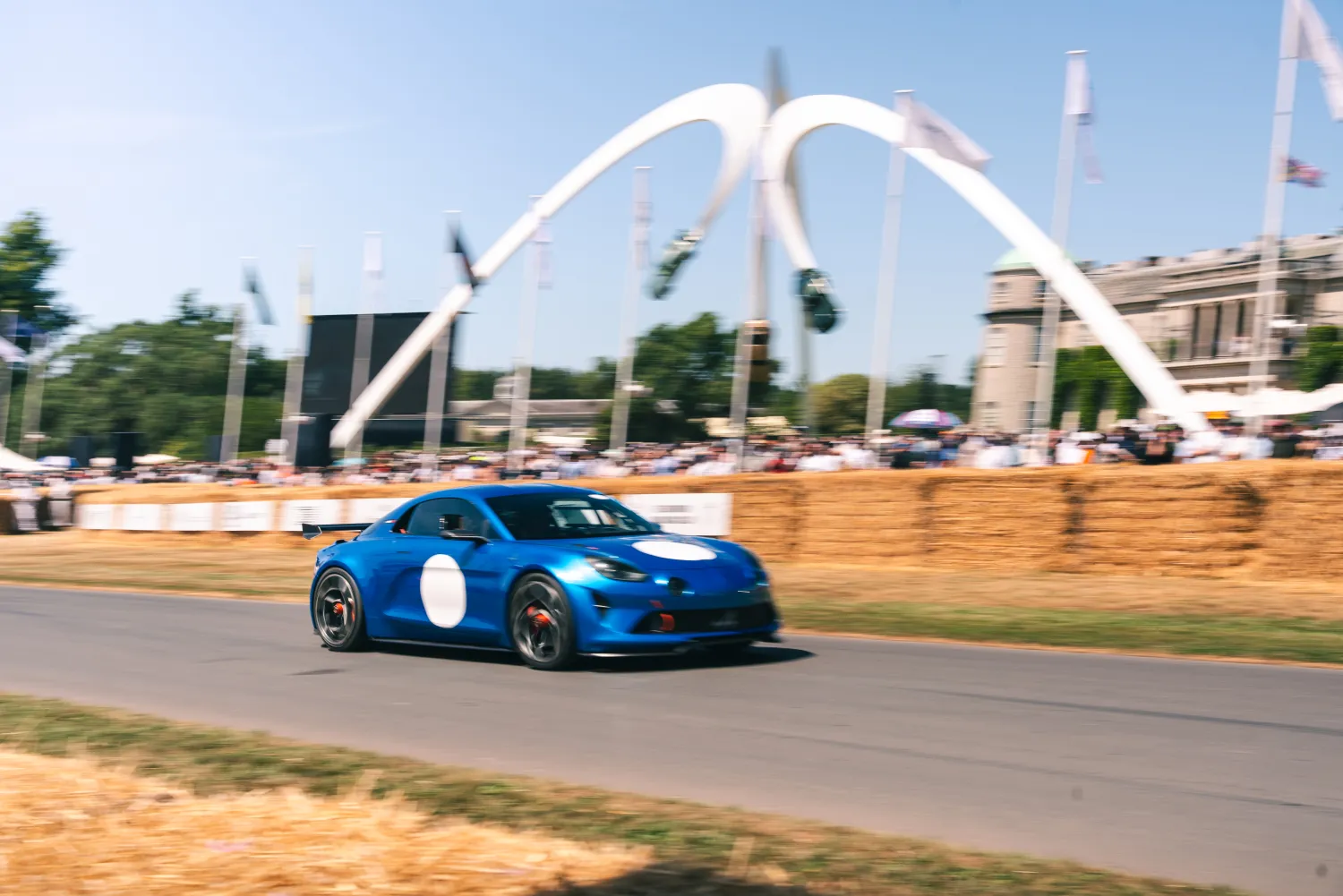 alpine a110 futura auto elettrica