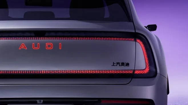 Audi e AUDI. Os alemães dividem claramente suas linhas de veículos a combustão e elétricos na China.