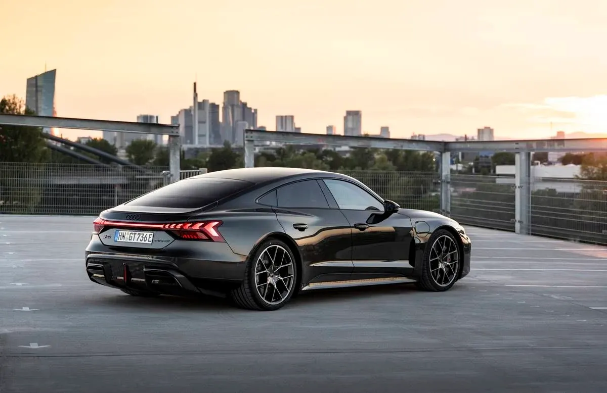 Audi RS e-tron GT performance
