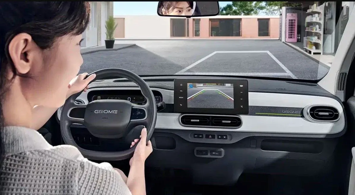 batería LFP de CATL, 210 km de autonomía y solo 5.630 euros al cambio: así es el Geely Panda que queremos en Europa