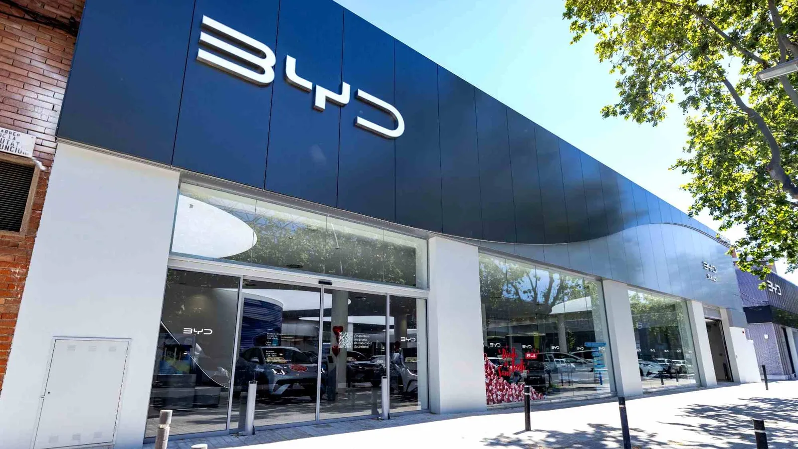 A BYD acelera sua expansão na Espanha com 11 novas concessionárias e já prepara sua chegada a Andorra