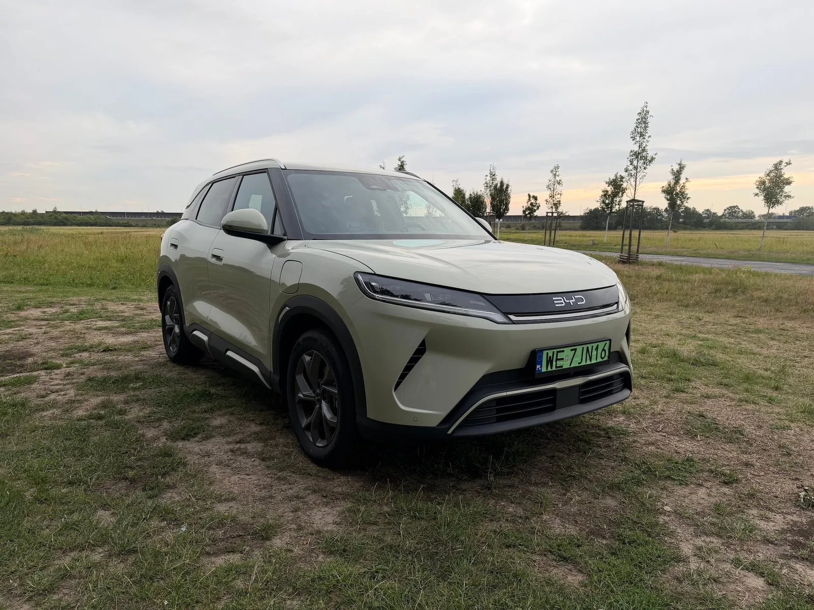 BYD celuje w 2,5 mln aut poza Chinami w 2027 roku. Kraj ciąży, eksport ciągnie