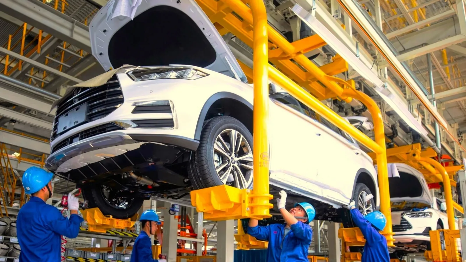 BYD potrzebuje swojej drugiej fabryki w Europie, a Hiszpania jest jednym z głównych kandydatów, ale istnieje kluczowa warunek.
