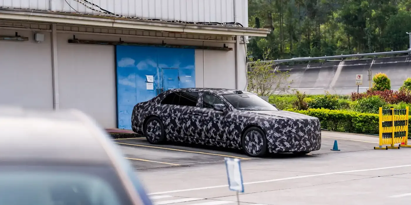 BYD-Yangwang-EV-solid-state-batteries