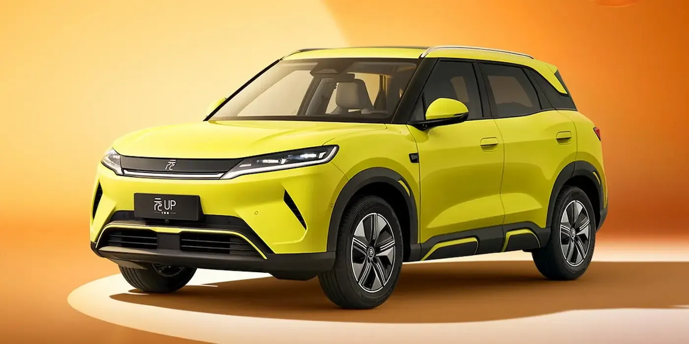 BYD migliora il SUV elettrico compatto più venduto aumentandone l’autonomia: ora a partire da circa 11.000 dollari