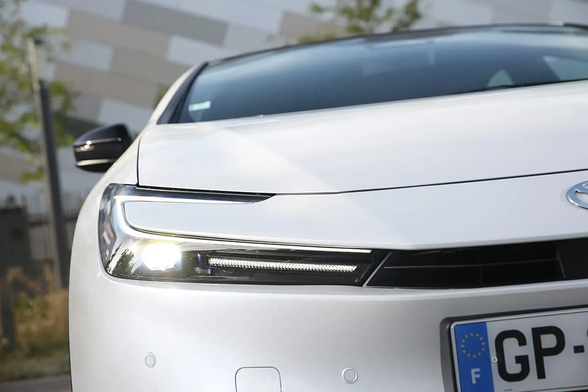 Este famoso carro híbrido deixa o mercado francês