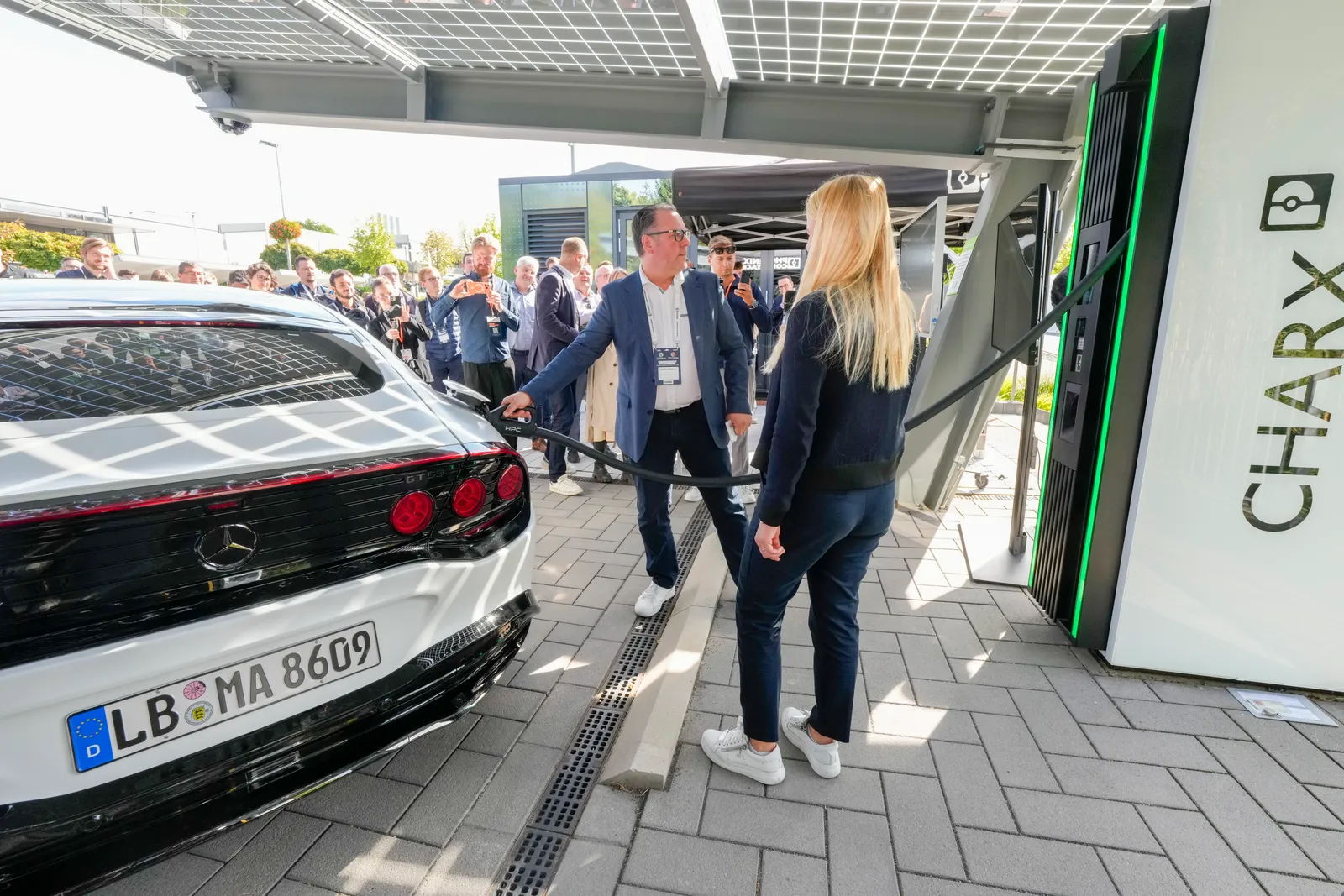 Imagem 2: Conferência CharIN Testival, Mercedes AMG