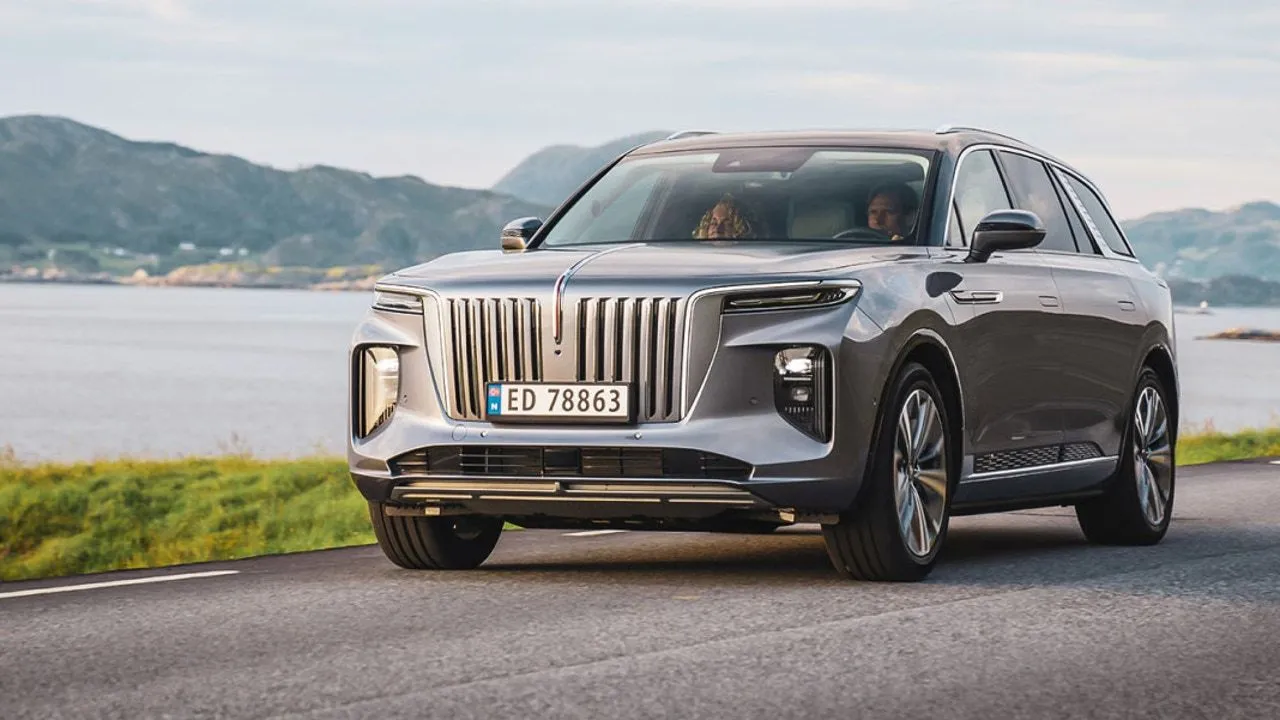 China tiene demasiadas marcas de coches: Pekín fuerza la unión de FAW y GAC, dos importantes fabricantes estatales