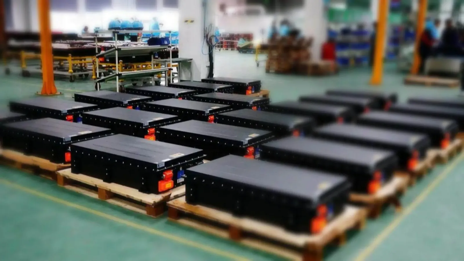 Chiny przepychają globalny standard baterii solid-state. 0,5 proc. masy ma oddzielić marketing od chemii