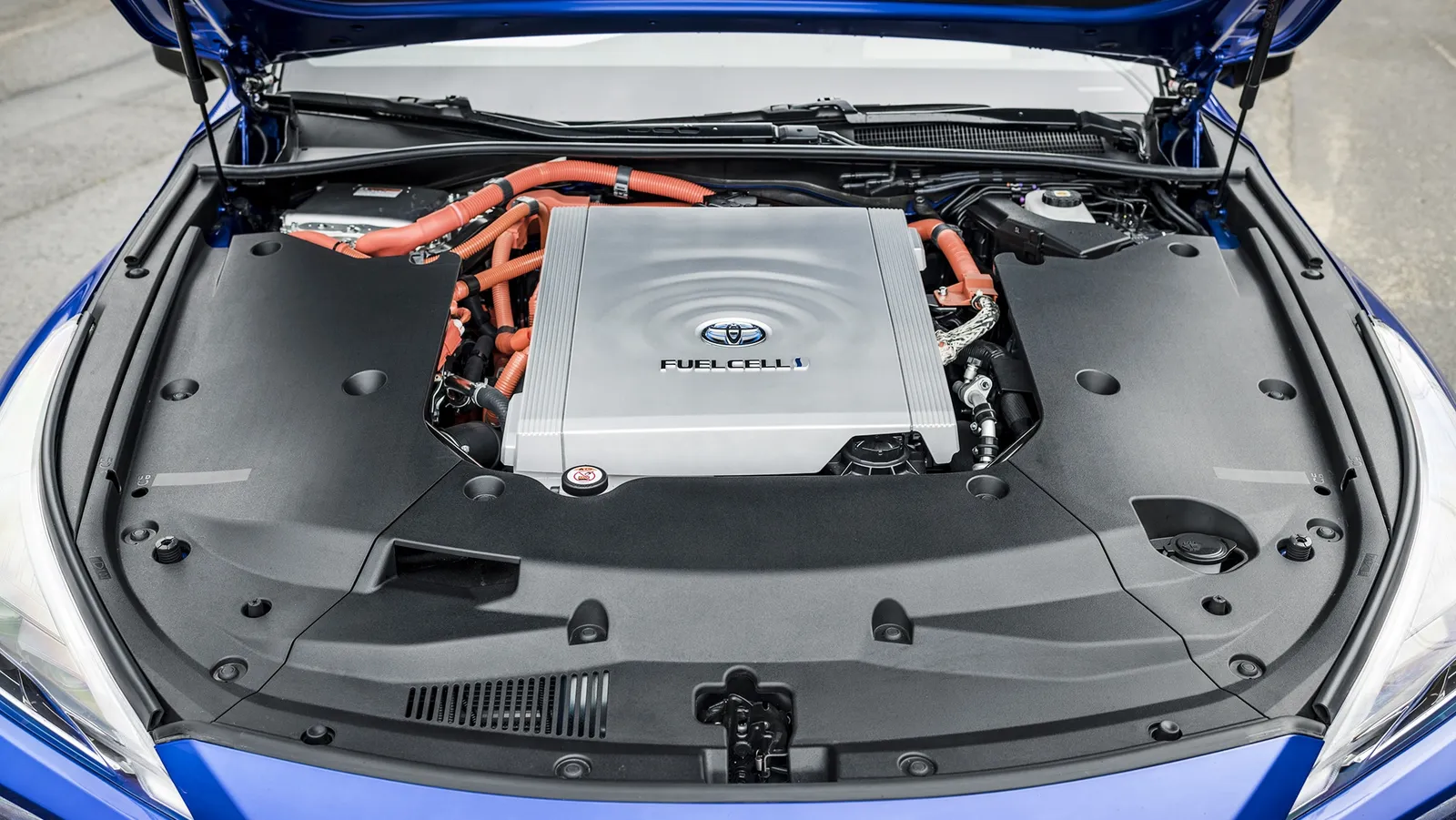 Com 400 km de autonomia e gravações em 5 minutos, a Toyota não desiste dessa tecnologia e a integrará em outro de seus carros
