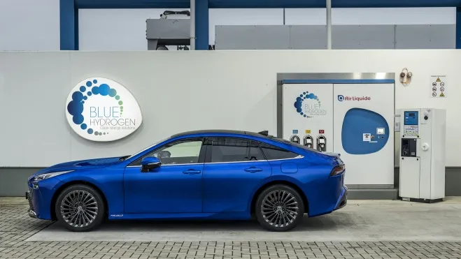 toyota mirai