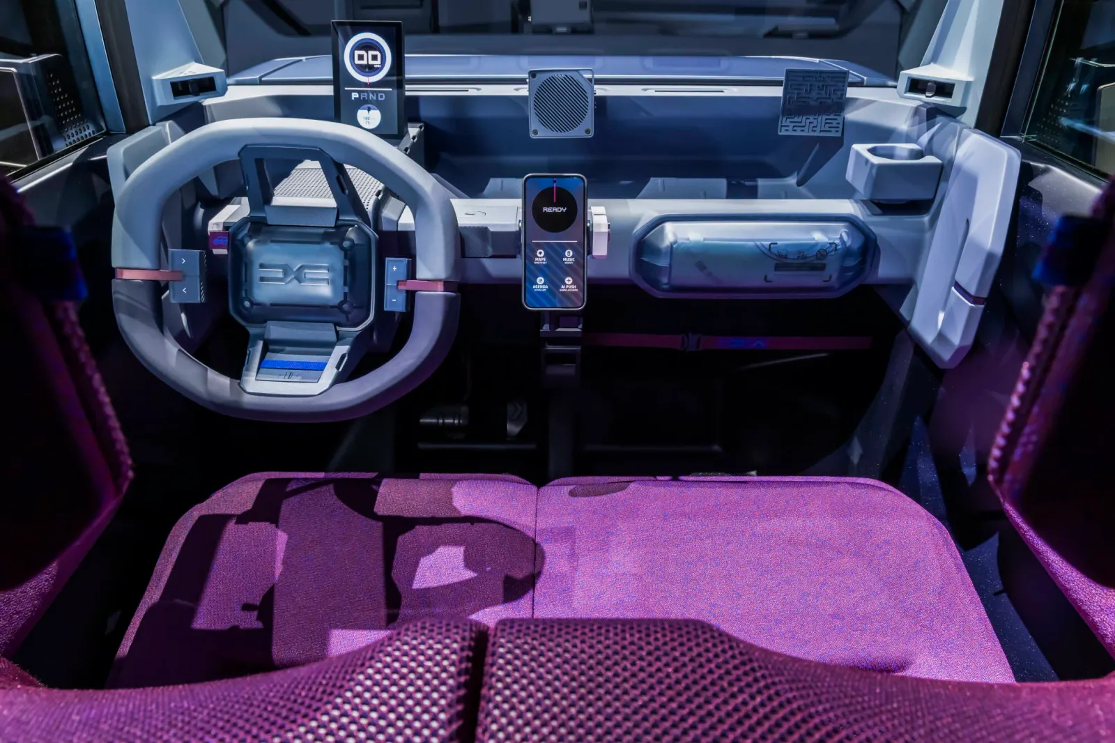 A Dacia prepara um carro elétrico realmente barato. Tem 3 metros de comprimento e bateria de 15 kWh - conceito Dacia Hipster 1