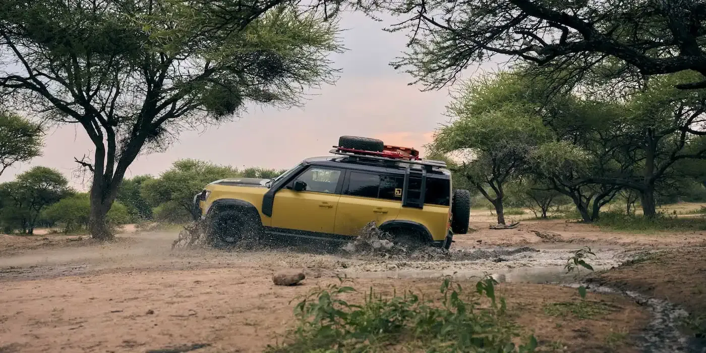 Defender-Sport-EV-spotted